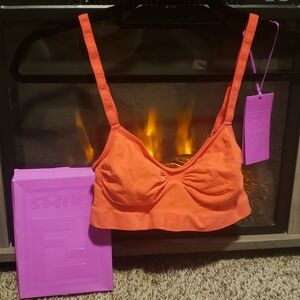 SKIMS x FENDI Seamless Sculpting Bralette - GEORGIA - SIZE L